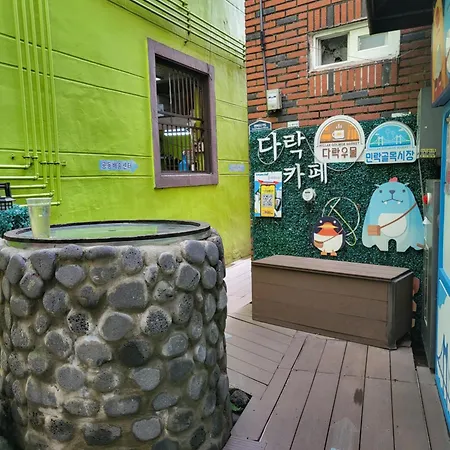 Gwangalli Beach 3min Cozy Attic House